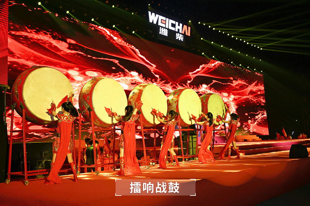 动图2加字幕.gif