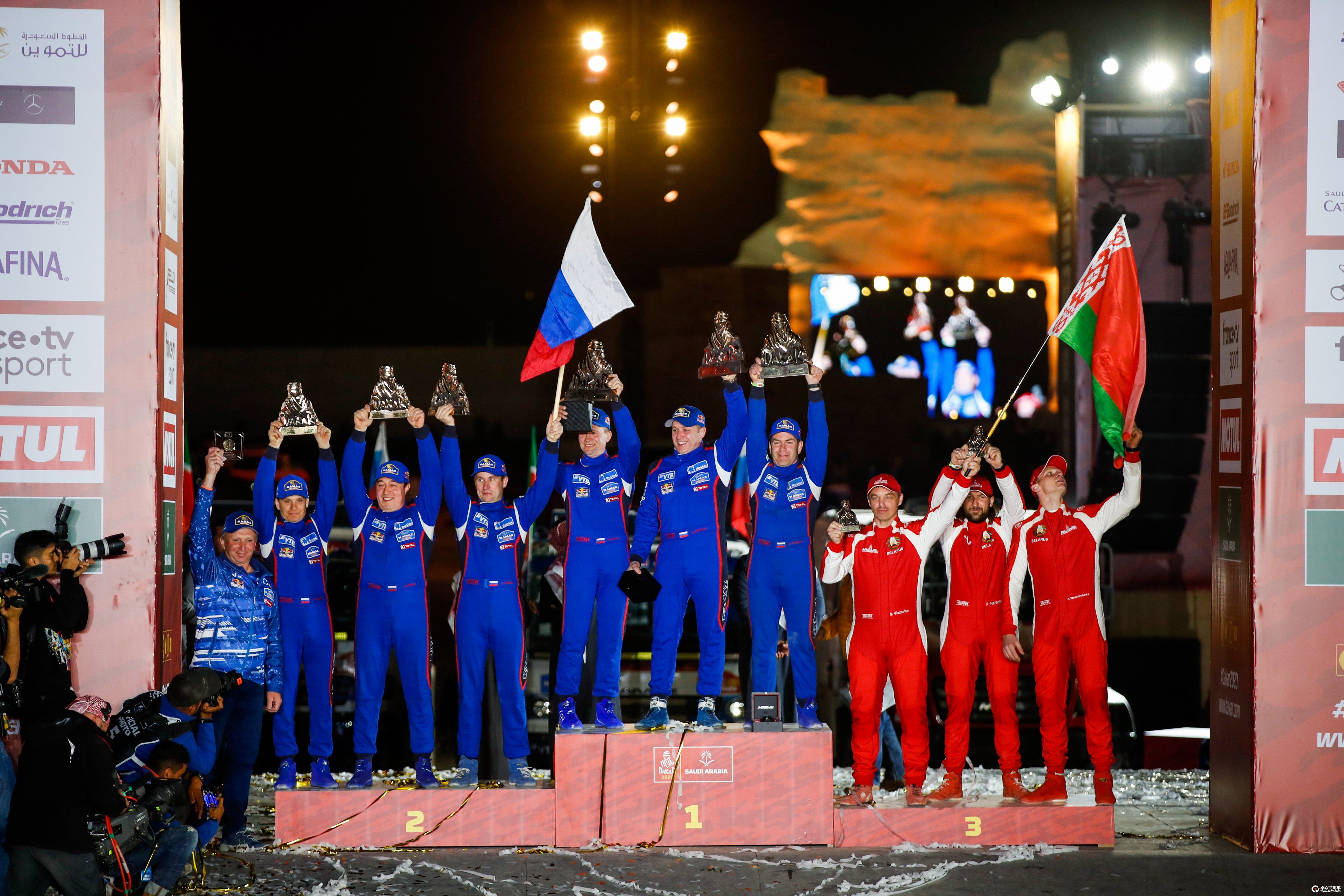 Podium.jpg