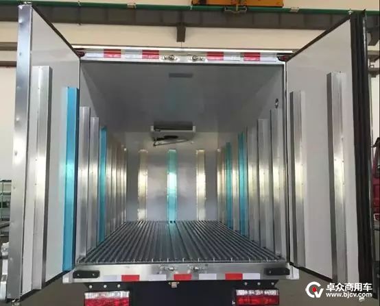 uploads/0222/1582375064136194803.jpeg 640-8.jpeg