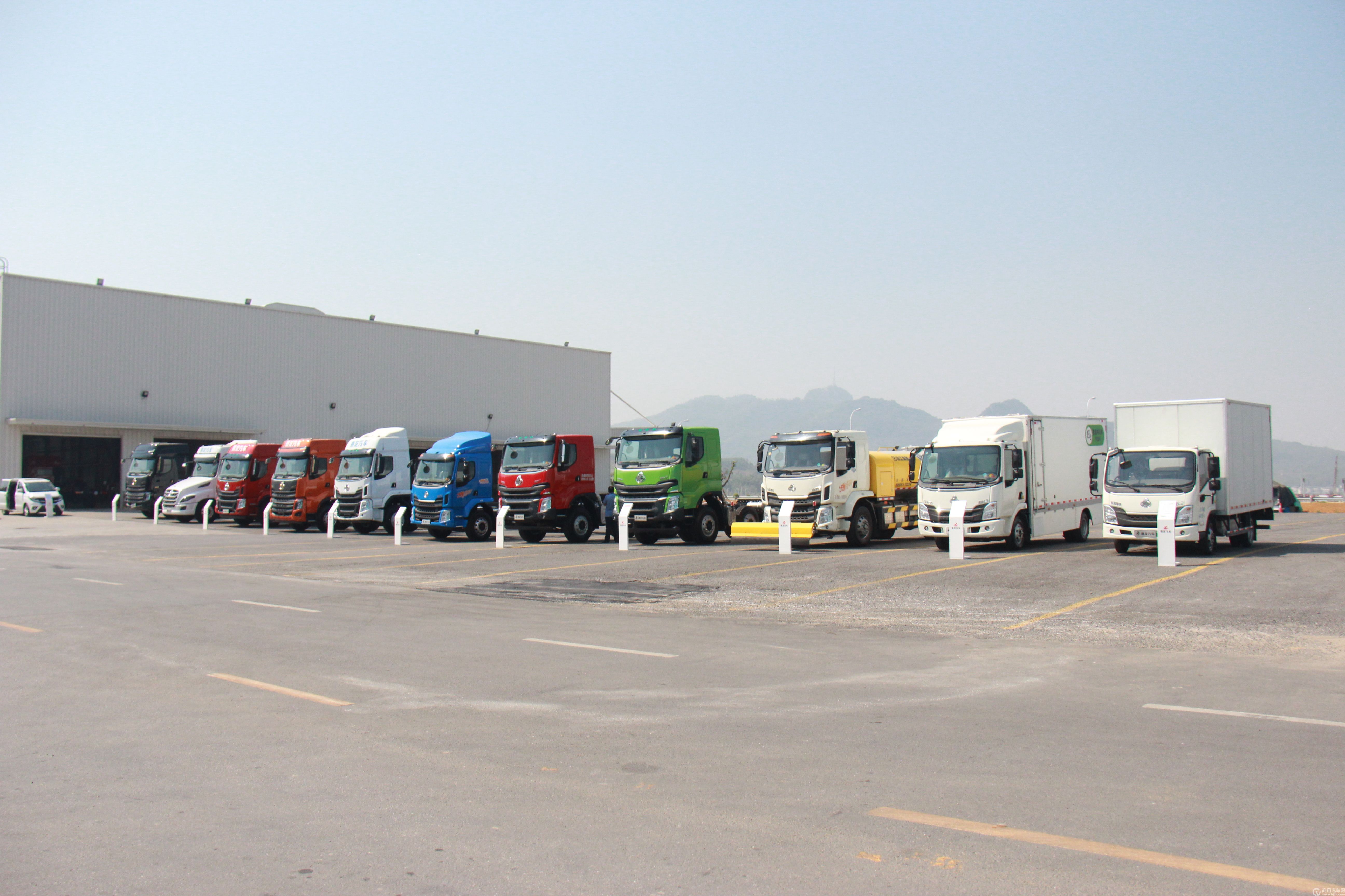 展车.JPG