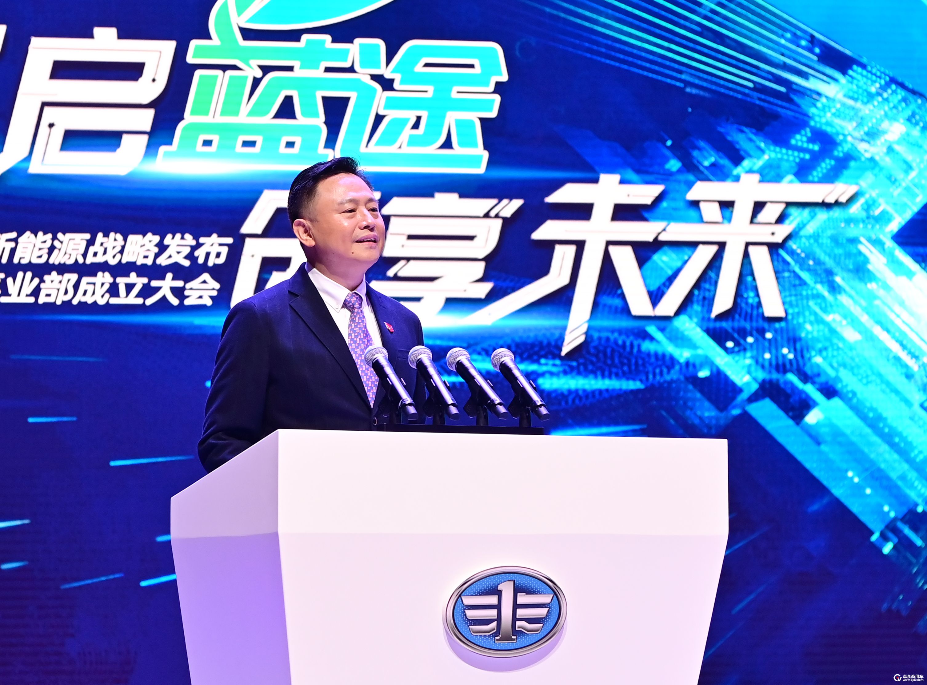 4-徐留平.jpg